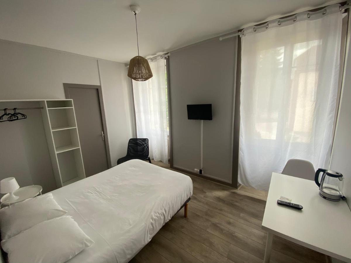 Le Relais De La Gare Hotel Dole Ngoại thất bức ảnh